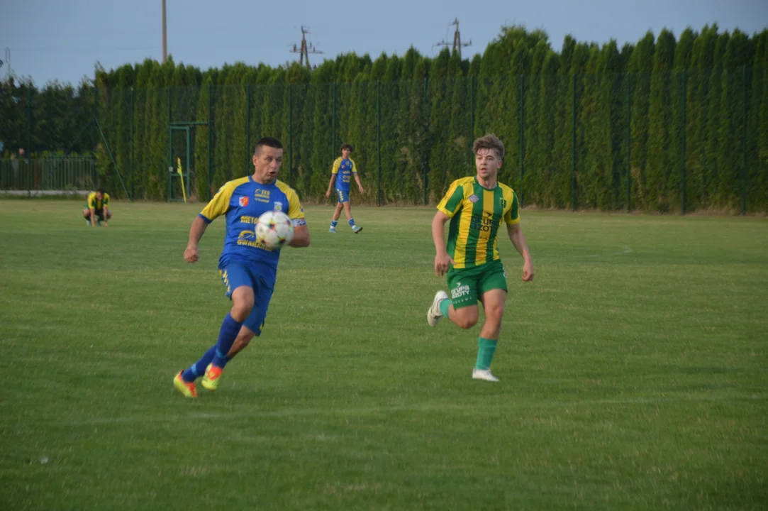 Mecz Żyrzyniak Żyrzyn - Stal Poniatowa - 04.08 (zdjęcia)