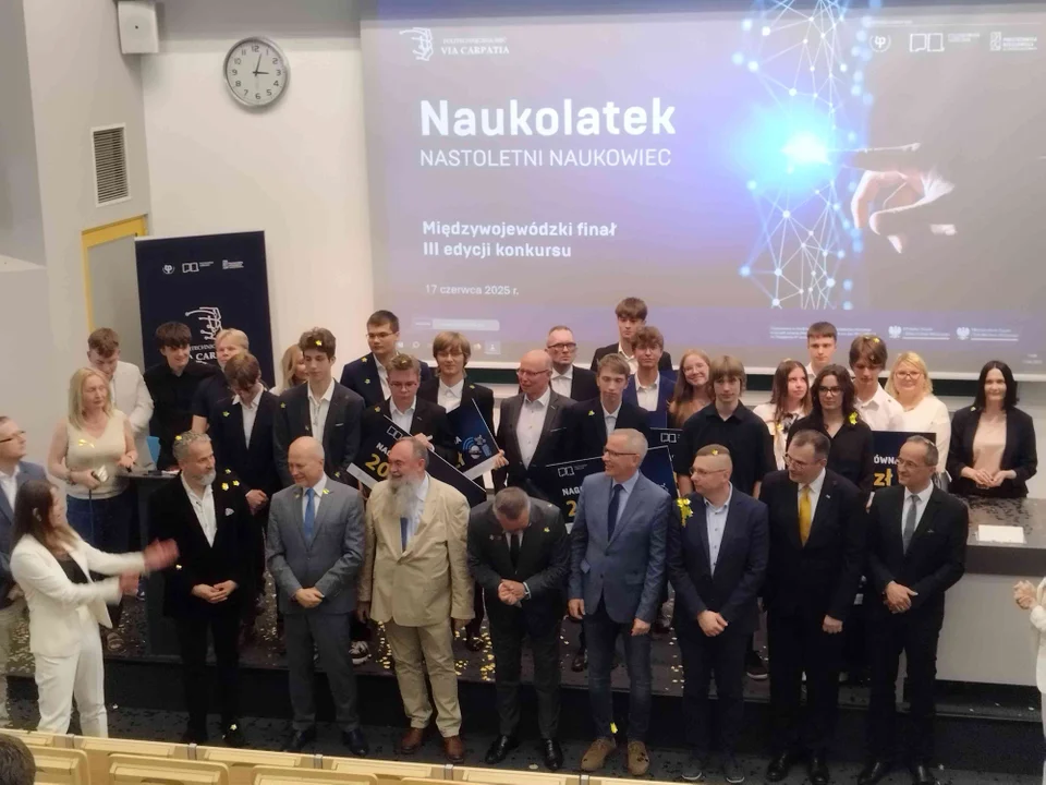 Sukces uczniów II LO im KEN w Puławach