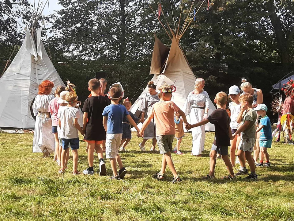 Zobacz zdjęcia z jedynego w swoim rodzaju indiańskiego pikniku rodzinnego! - Zdjęcie główne