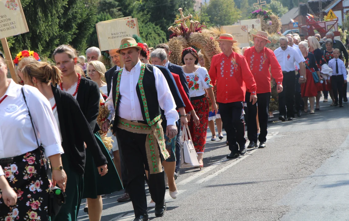 Korowód w Ostrowie Lubelskim