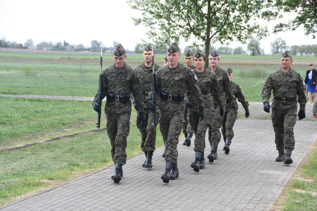 Rekonstrukcja Józefów Duży cz.1