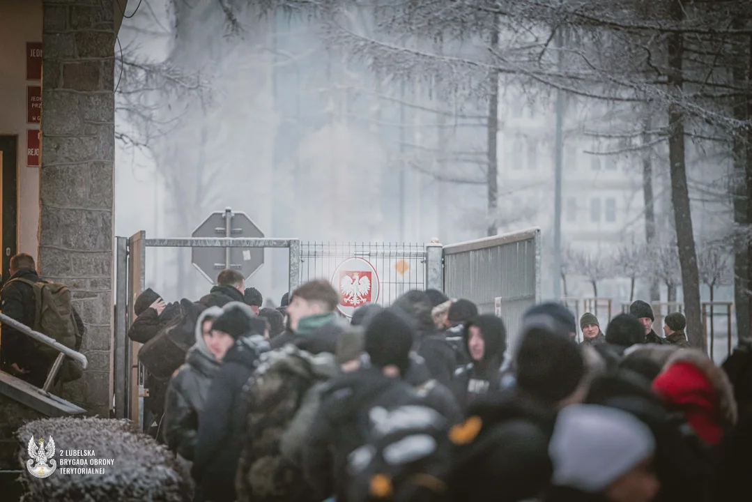 Lubelscy terytorialsi szkolą studentów i uczniów. "Ferie z WOT"