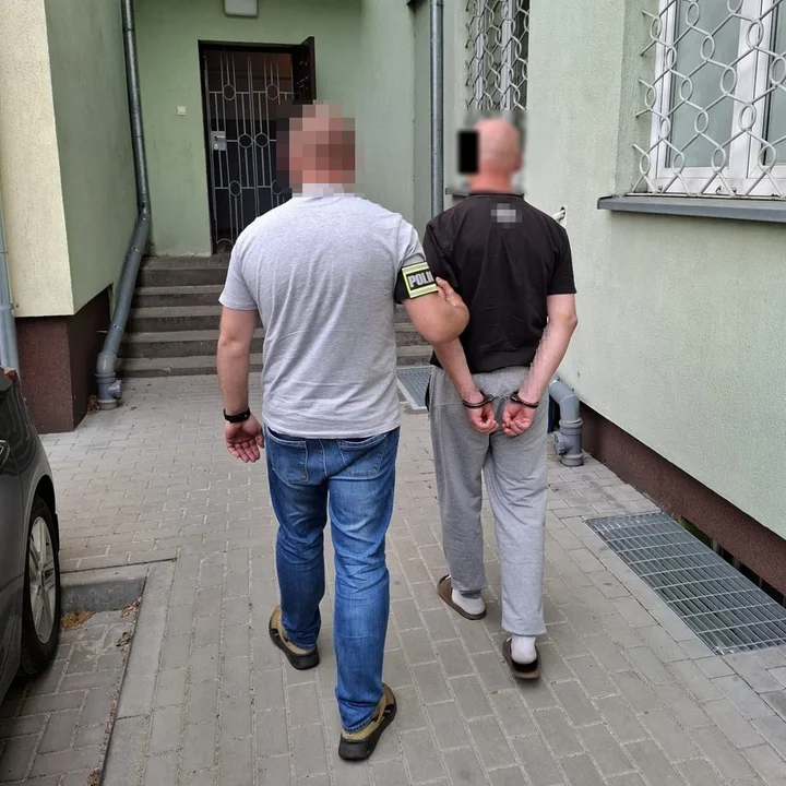 Biała Podlaska: Cztery osoby z zarzutami. Odpowiedzą za udzielanie narkotyków nieletniemu