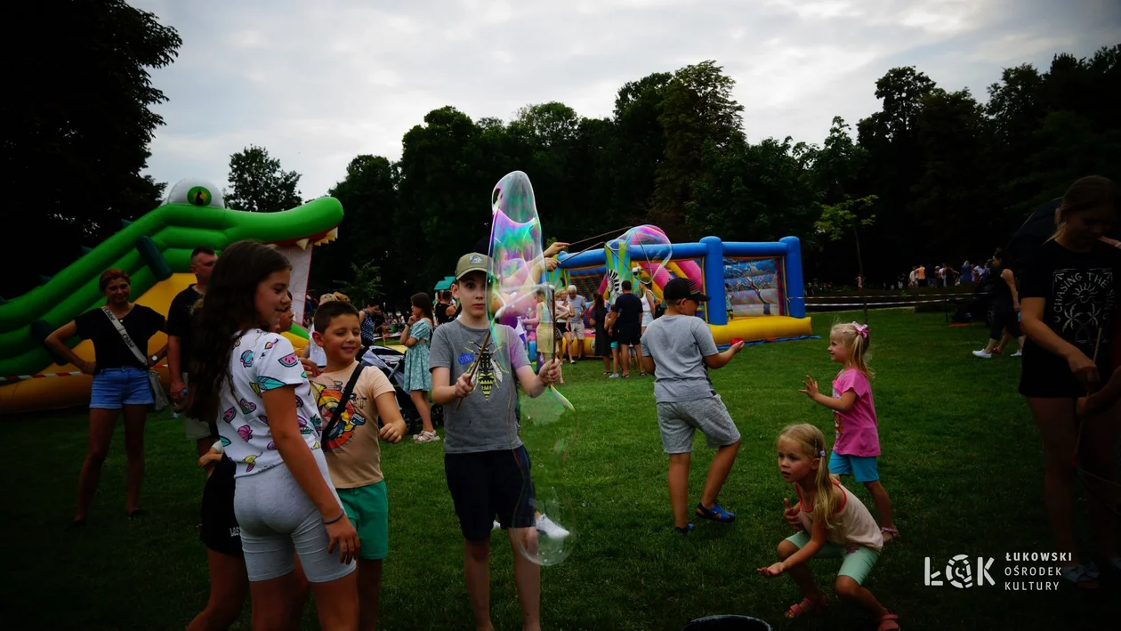 Festiwal Balonów, Baniek Mydlanych i Kolorów w Parku Miejskim w Łukowie