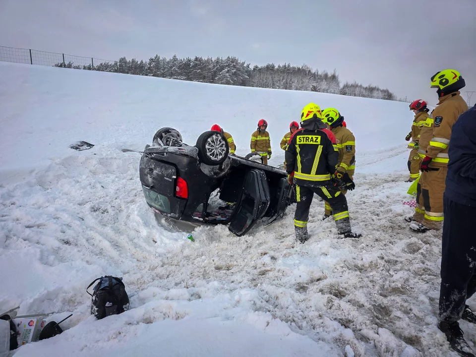 Mitsubishi wylądowało w rowie - Zdjęcie główne