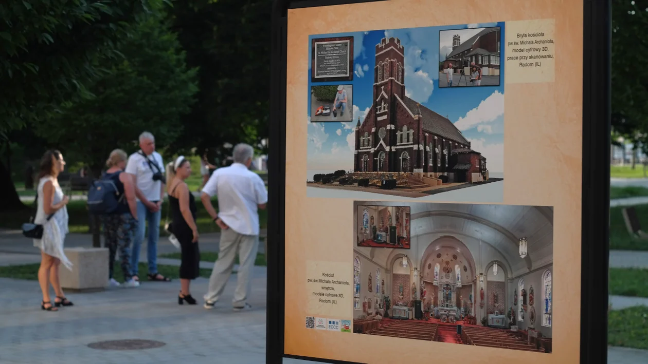 Wystawa fotografii polonijnych kościołów w centrum. To zasługa naukowców z Politechniki Lubelskiej