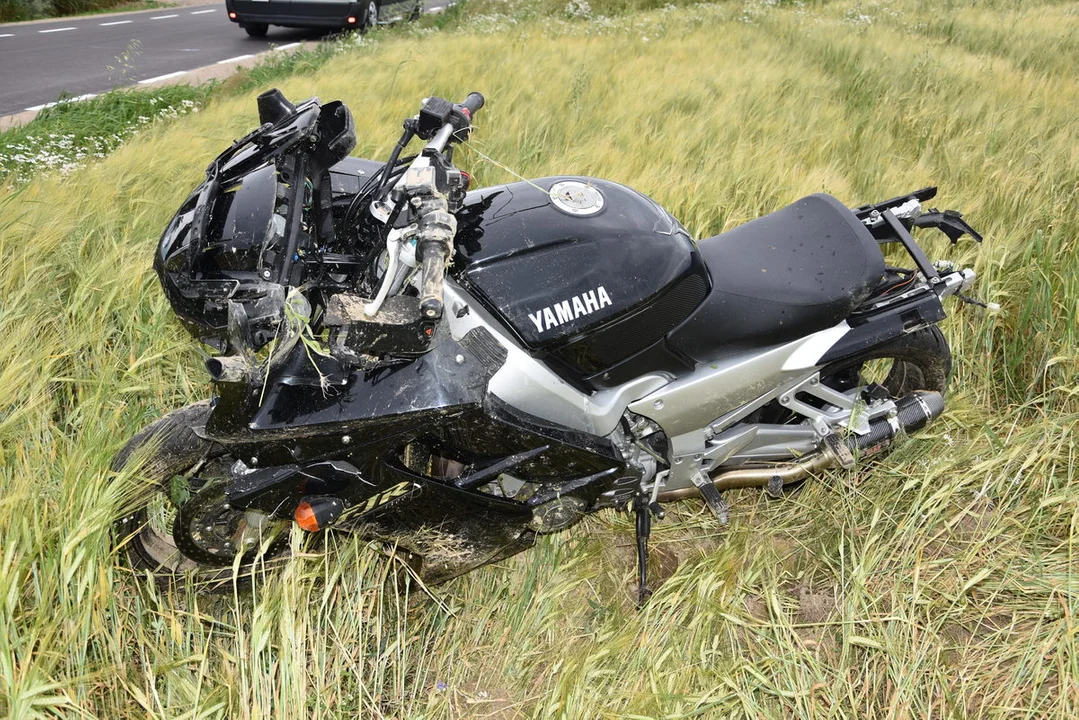 Powiat radzyński: Motocykl zderzył się z sarną. Jedna osoba w szpitalu