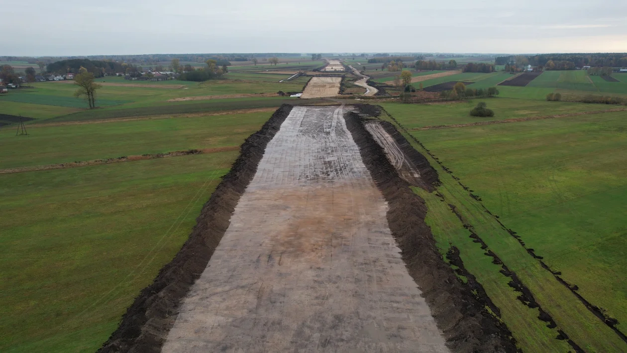 Trwają intensywne prace nad autostradą A2