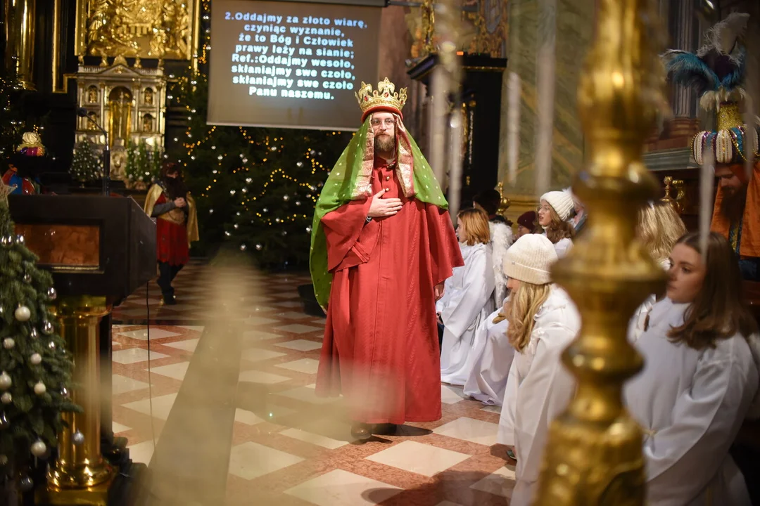 Święto Trzech Króli. Msza święta w Archikatedrze Lubelskiej [ZDJĘCIA] - Zdjęcie główne