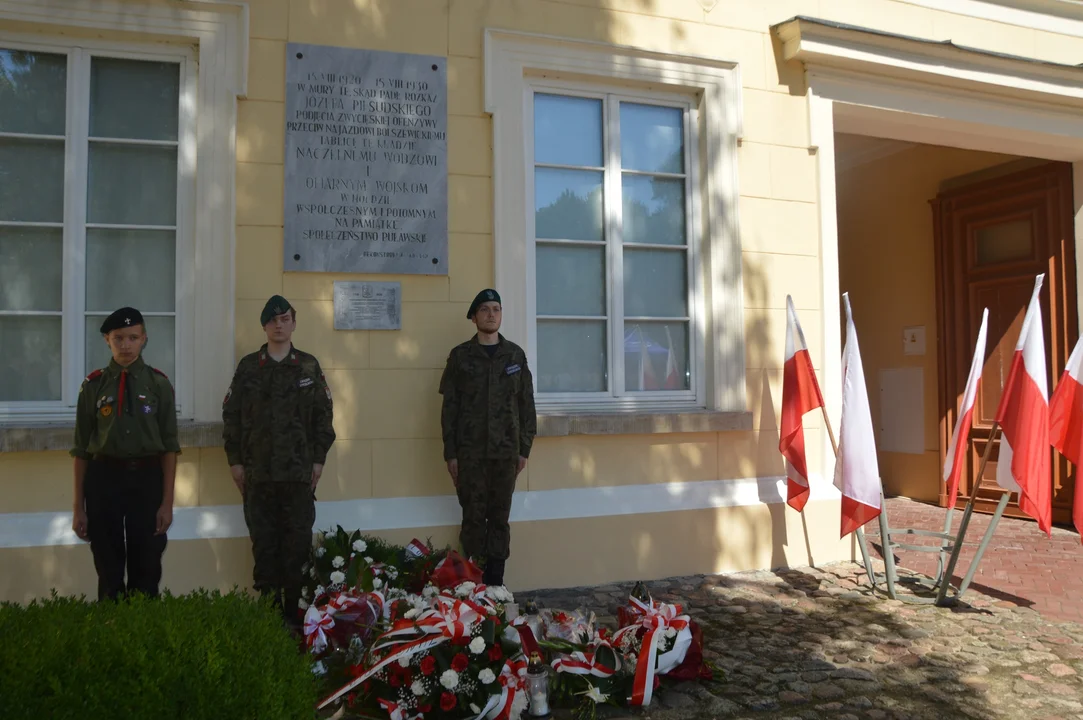 To w Puławach Piłsudski wydał ostatnie rozkazy przez Bitwą Warszawską. Zdjęcia z dzisiejszych obchodów - Zdjęcie główne