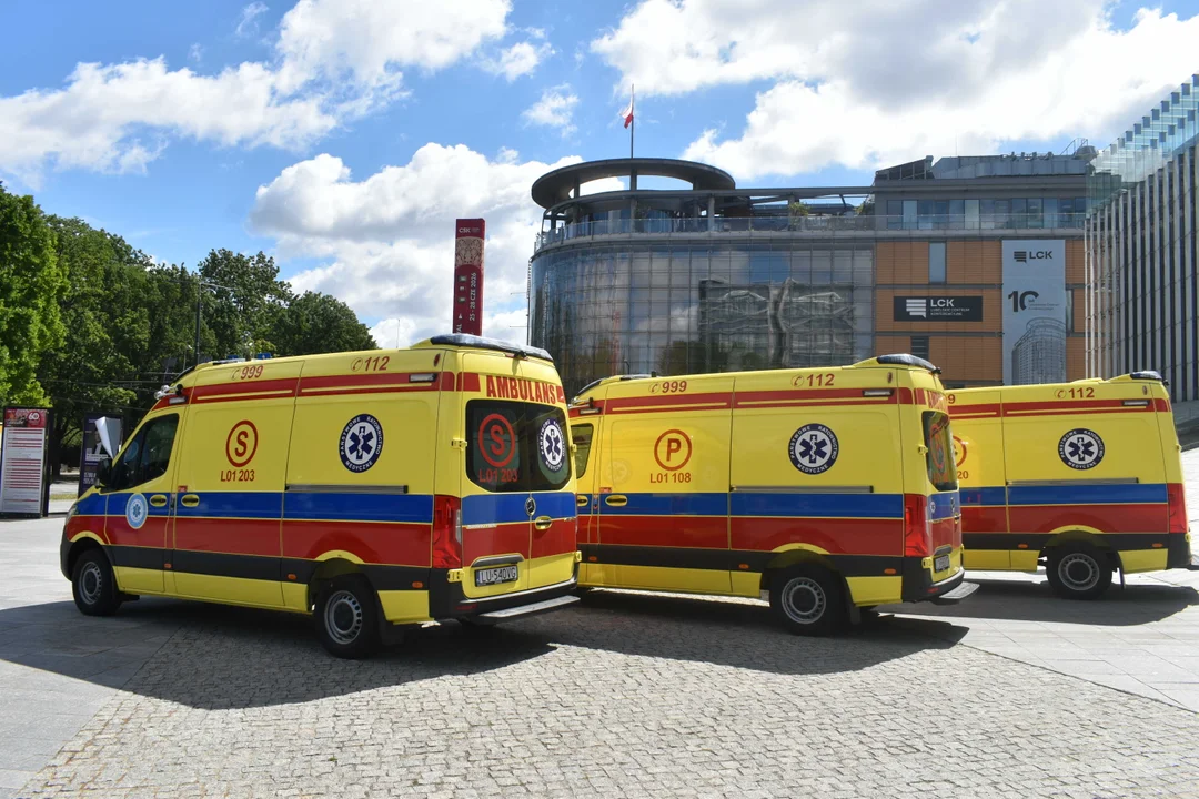 Lublin: "W ratownictwie medycznym liczy się każda minuta". Nowe karetki pomogą ratować życie i zdrowie