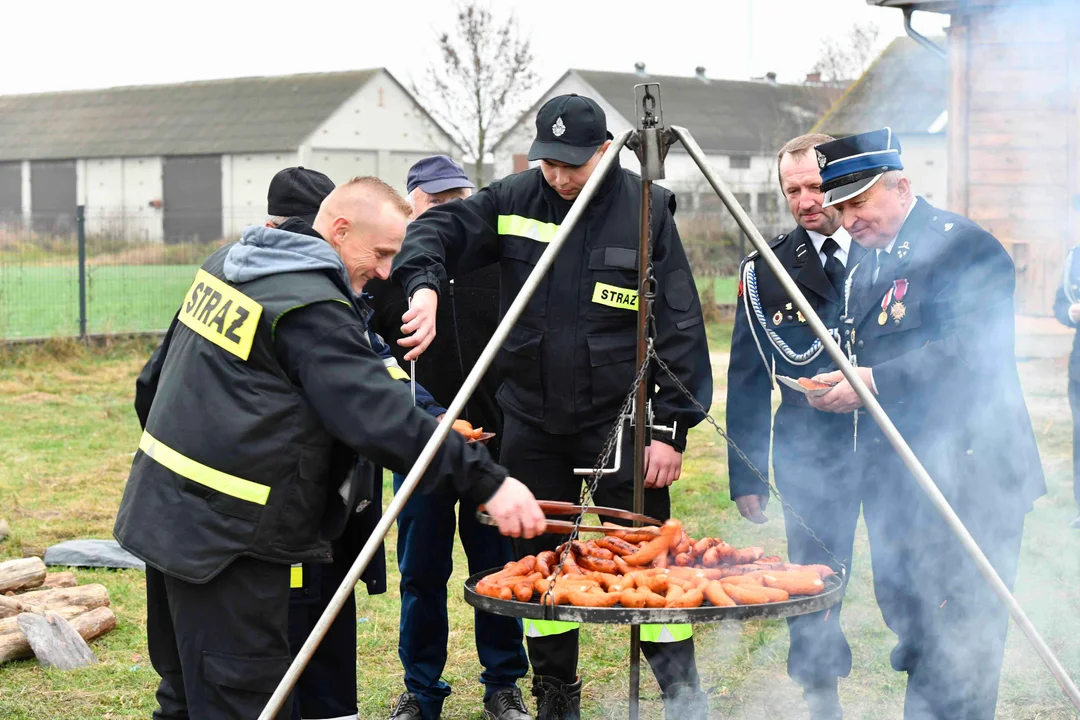 Zarzec Łukowski Msza Św. w intencji zmarłych strażaków z gminy Łuków