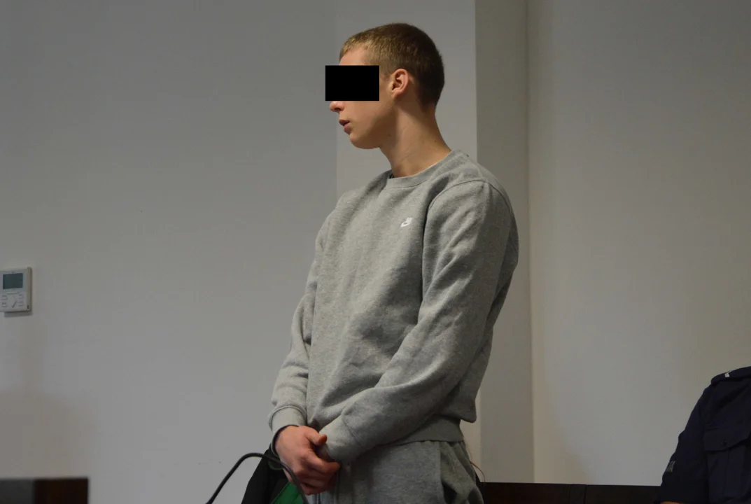 19-latek przed sądem za usiłowanie pozbawienia życia w Lublinie. Jest podejrzany o takie samo przestępstwo... w Wielkiej Brytanii