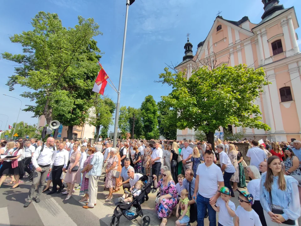 Procesja Bożego Ciała w parafii Podwyższenia Krzyża Świętego w Łukowie