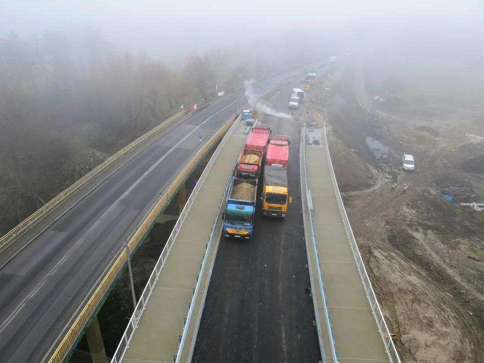 175 ton na nowym moście w Łęcznej (ZDJĘCIA) - Zdjęcie główne