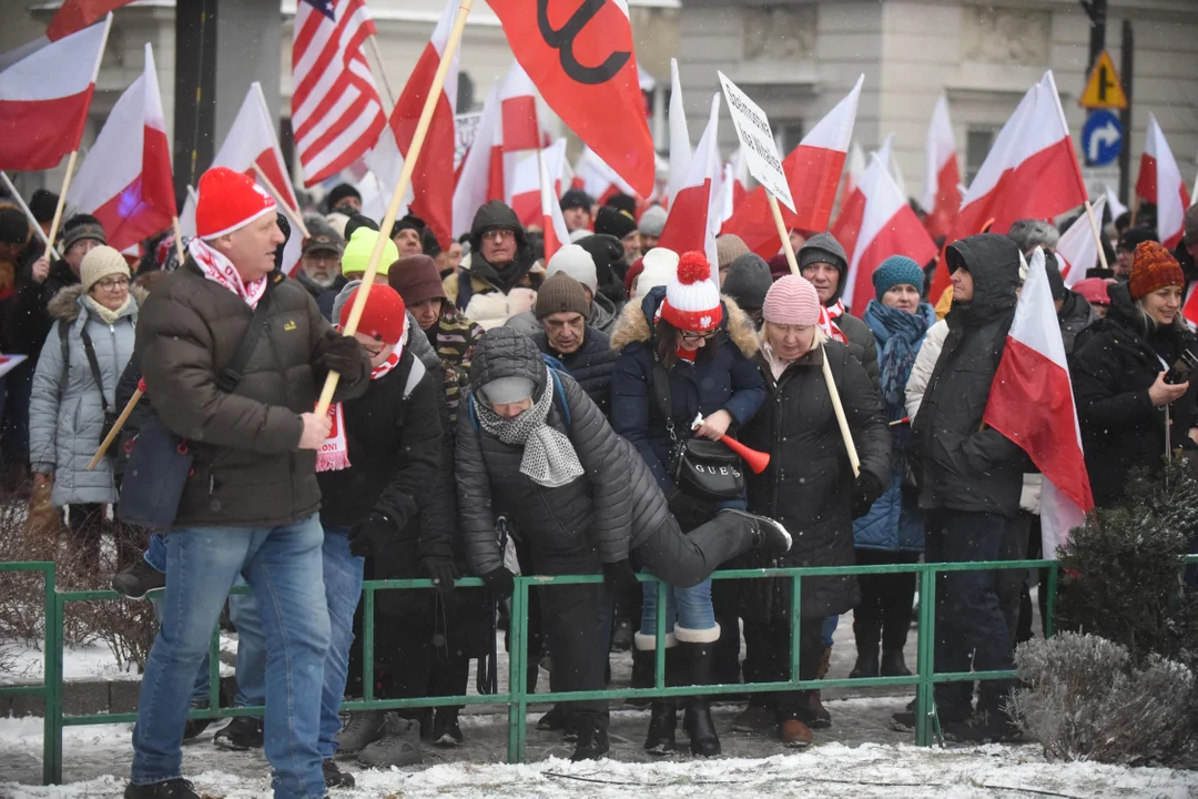 "Protest Wolnych Ludzi" w Warszawie [GALERIA]