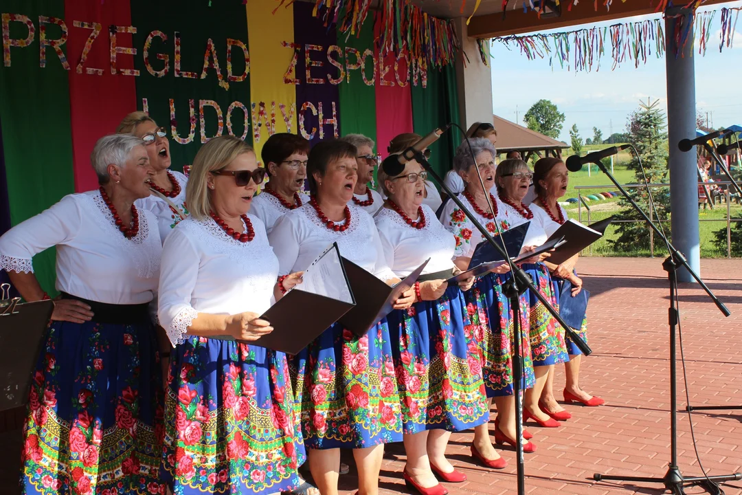 V Kobiałczański Przegląd Zespołów Ludowych "Śpiewam ja se śpiewam"