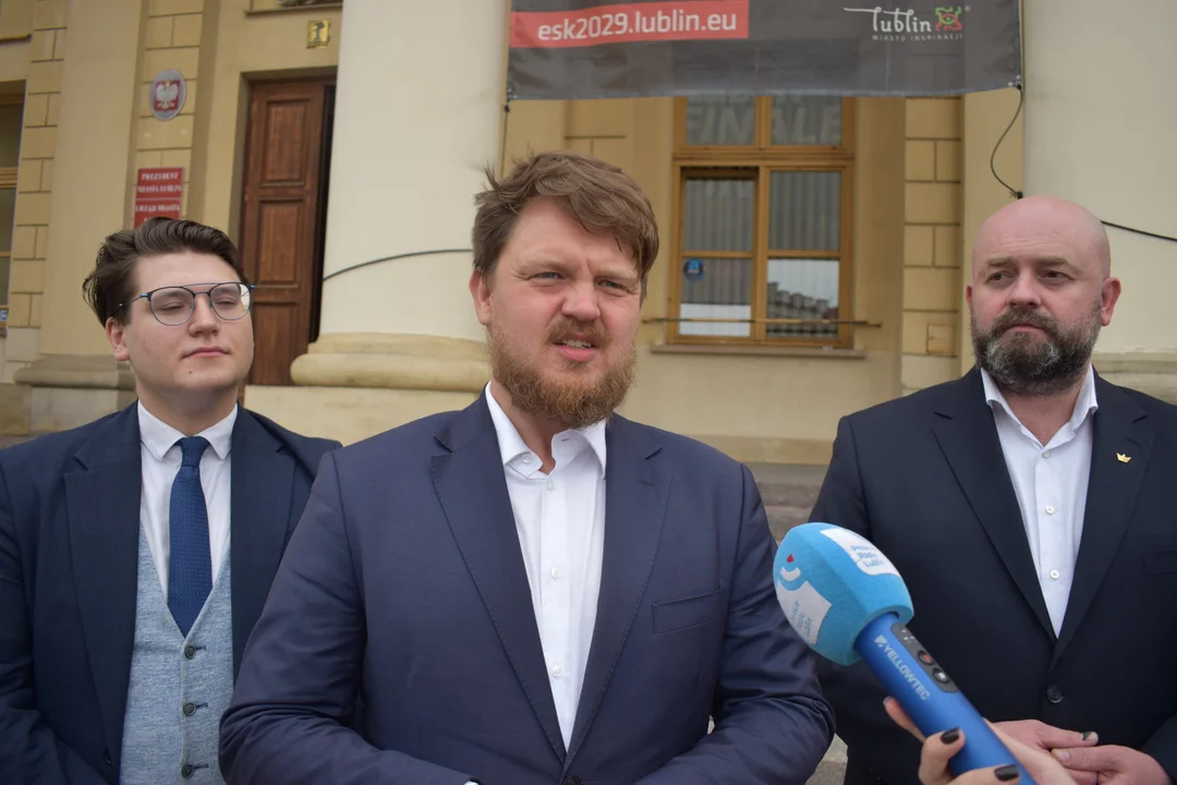 Polski premier podpisał umowę z Ukrainą.