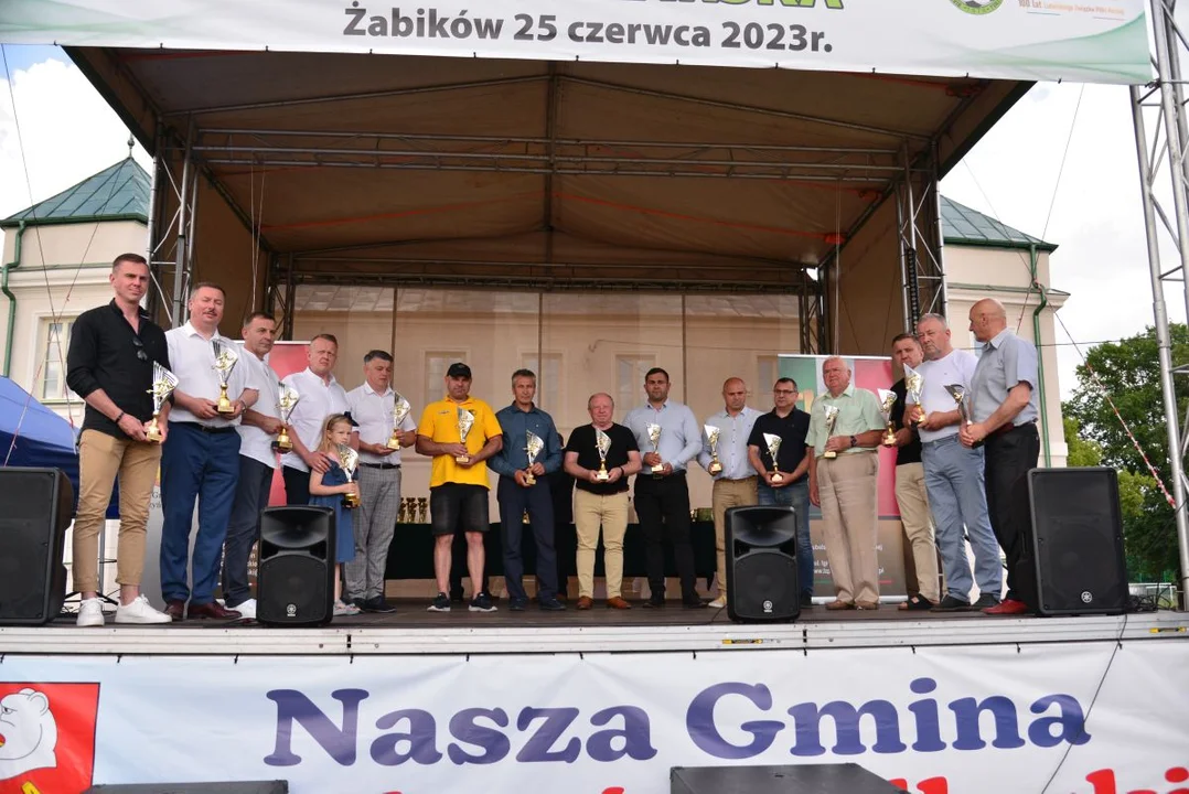 Najlepsi w naszym futbolu odebrali nagrody (zdjęcia) - Zdjęcie główne