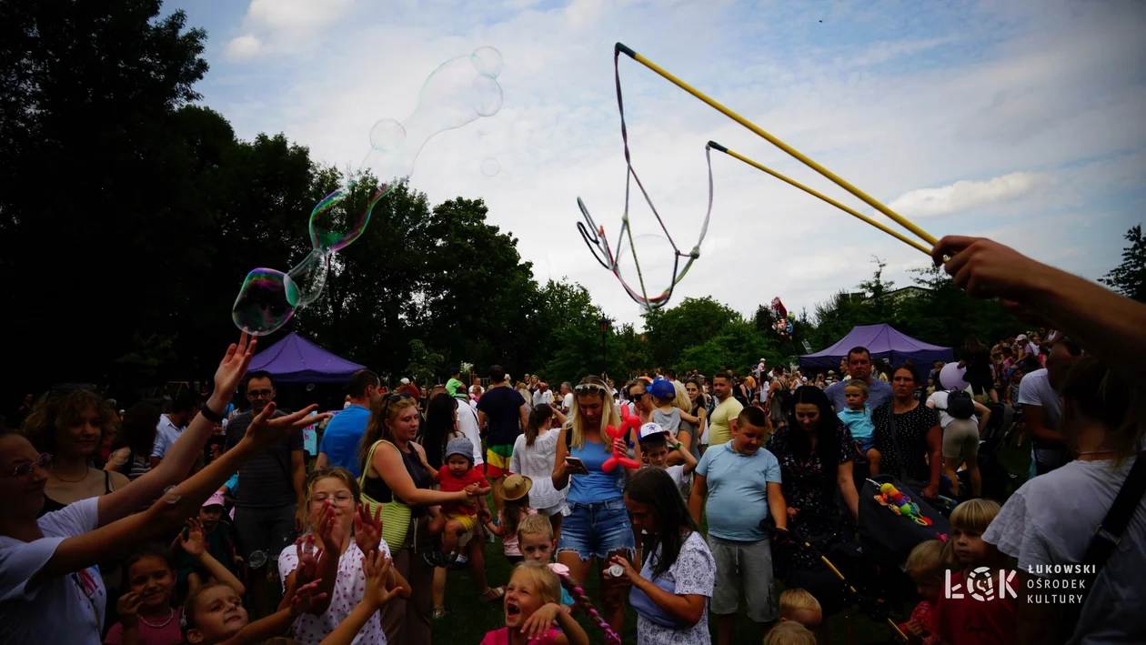 Festiwal Balonów, Baniek Mydlanych i Kolorów w Parku Miejskim w Łukowie