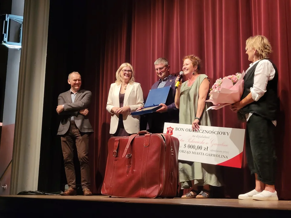 "Od ćwierć wieku tworzycie przestrzeń, w której spotyka się pasja, talent i wspólnota". 25 lat Teatru Rękawiczka