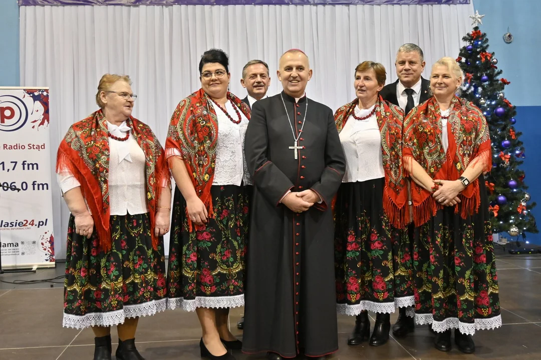 Spotkanie biskupa pomocniczego siedleckiego  Grzegorza Suchodolskiego z Kołami Gospodyń Wiejskich - Zdjęcie główne