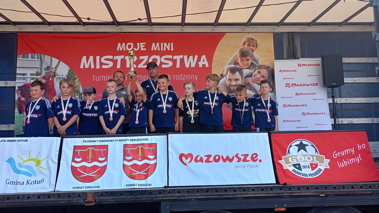 PATRONAT MEDIALNY: Setki dzieci wzięły udział w Mini Mistrzostwach w Kotuniu - Zdjęcie główne