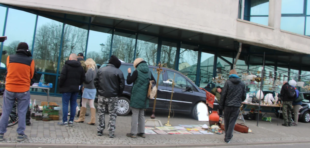 Giełda staroci w Lubartowie