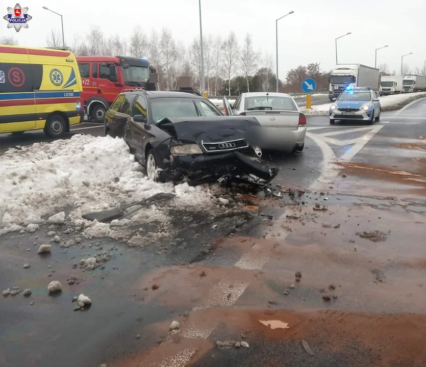 Nietrzeźwa kierująca doprowadziła do wypadku na obwodnicy Lubartowa - Zdjęcie główne
