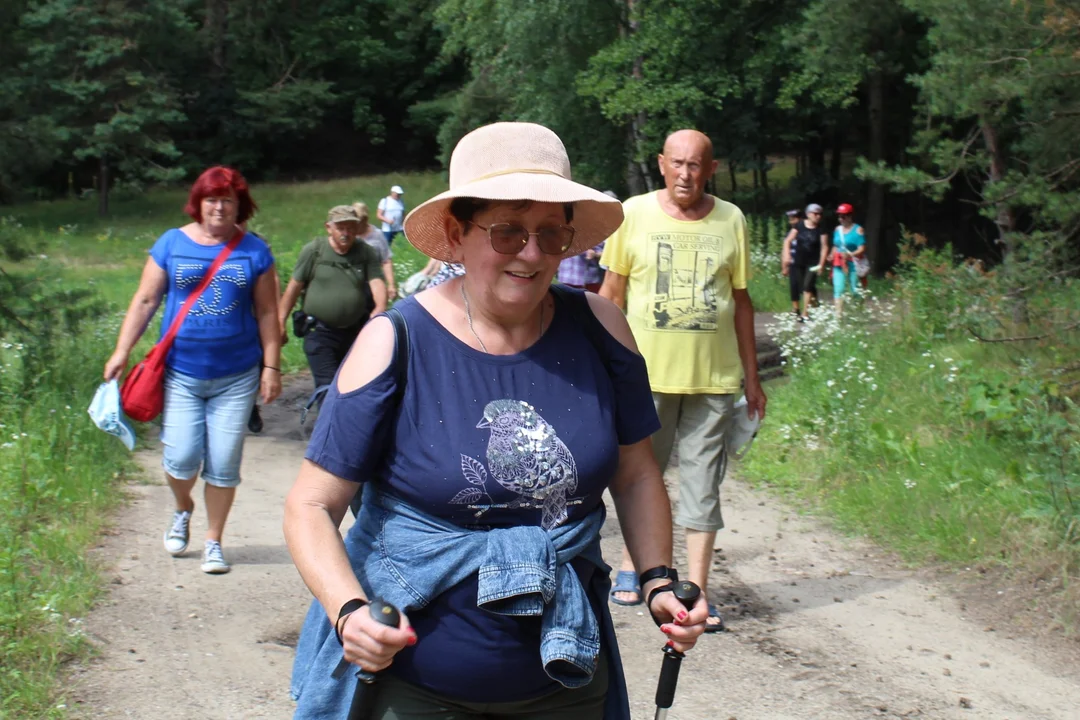 Odkrywając źródła rzeki Świder. Międzypokoleniowy spacer w Stoczku Łukowskim