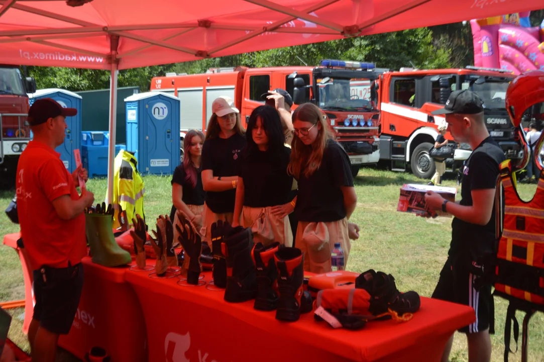 Piknik Młodzieżowych Drużyn Pożarniczych w Janowicach