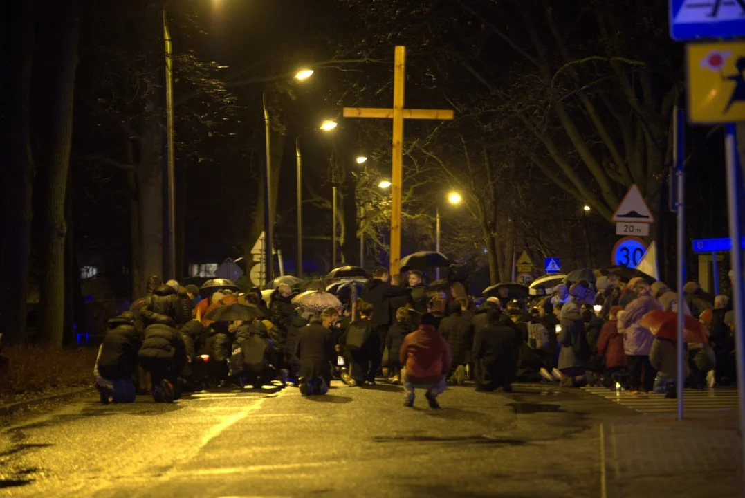 Miejska Droga Krzyżowa dla mieszkańców Puław