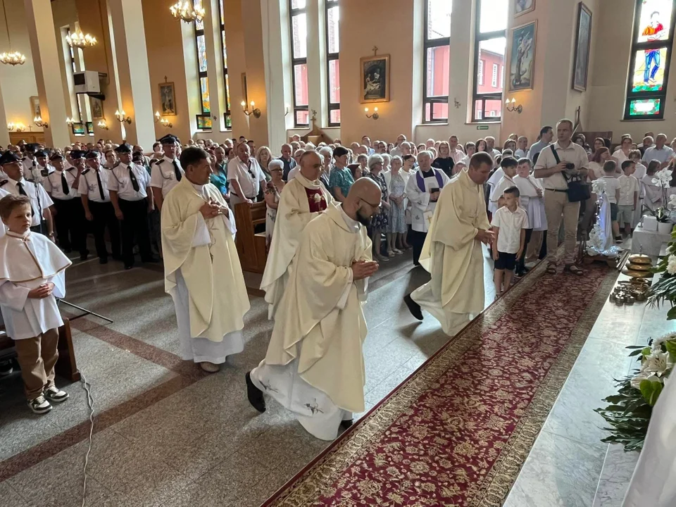 Procesja Bożego Ciała w parafii Matki Kościoła w Łukowie