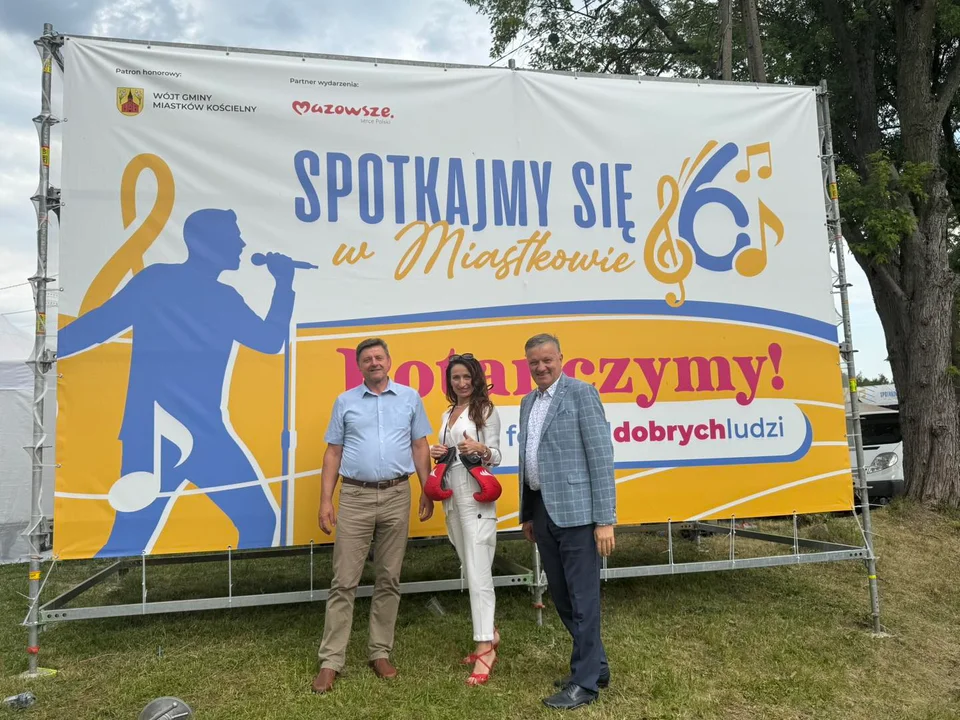 Spotkajmy się w Miastkowie: Kto wylicytował rękawice bokserskie Karola Nawrockiego?