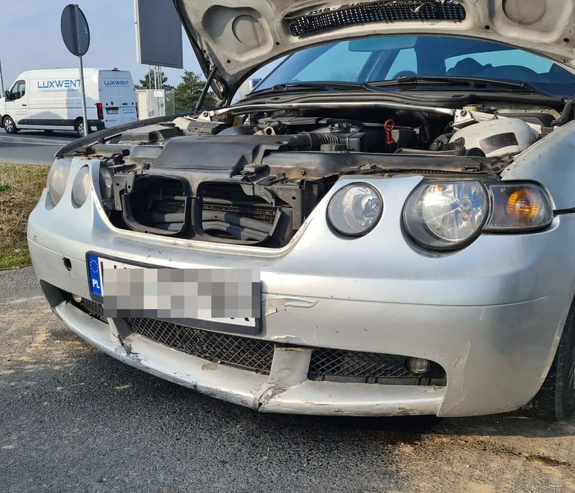 Powiat lubelski: Gnał za szybko zniszczonym BMW. Dostał wysoki mandat i stracił "prawko"