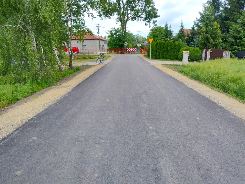 Nowa droga w Łęce gotowa! Gmina Puławy zakończyła inwestycję drogową z Polskiego Ładu