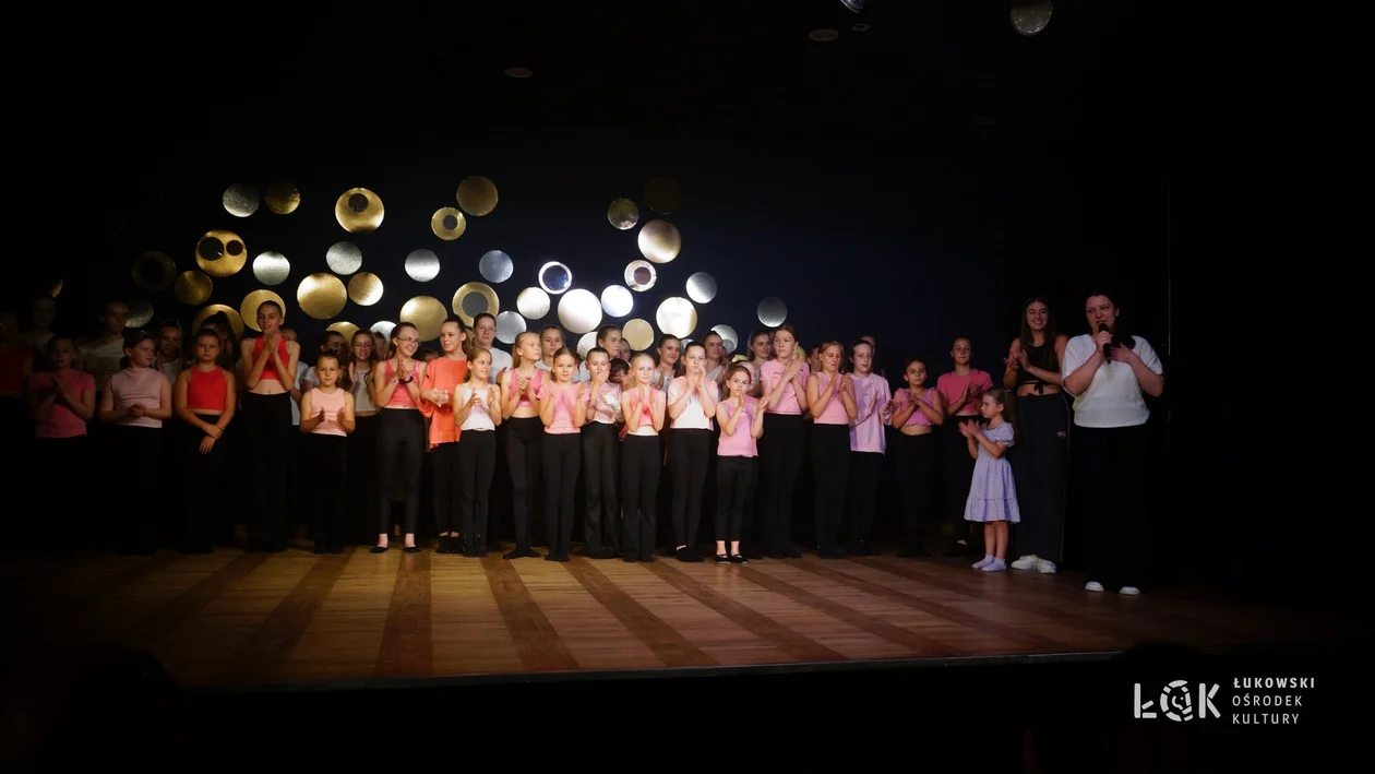 Koncert taneczny „Witajcie w naszej bajce” w wykonaniu ŁOK Dance Factory