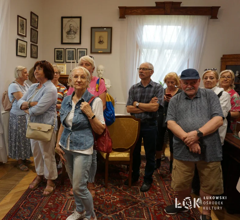 Wycieczka ŁUTW do Woli Okrzejskiej i Okrzei