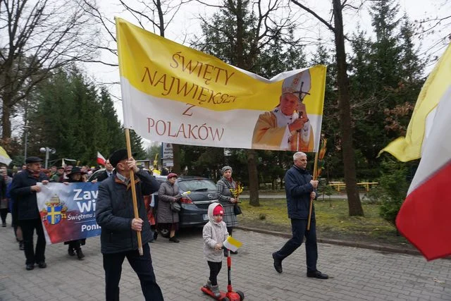 Poniatowa: Wyrazili swoją jedność ze Świętym Janem Pawłem II (ZDJĘCIA) - Zdjęcie główne