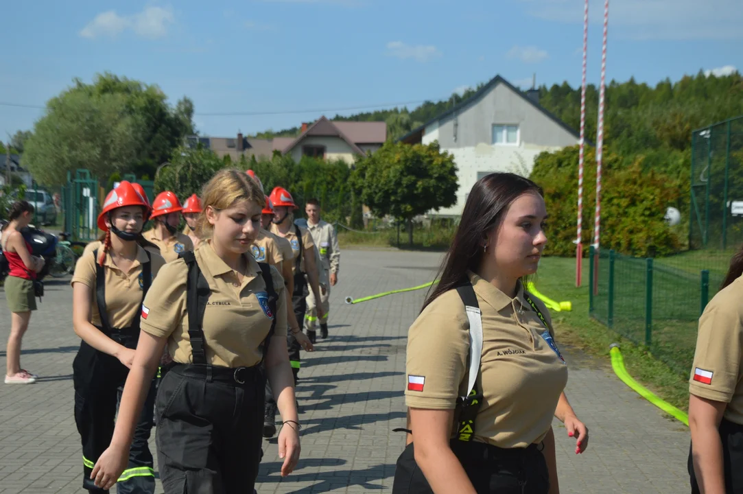 Powiatowe zawody strażackie 2023 w Janowcu