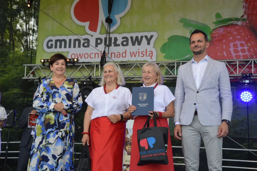 "Truskawkobranie" w Górze Puławskiej