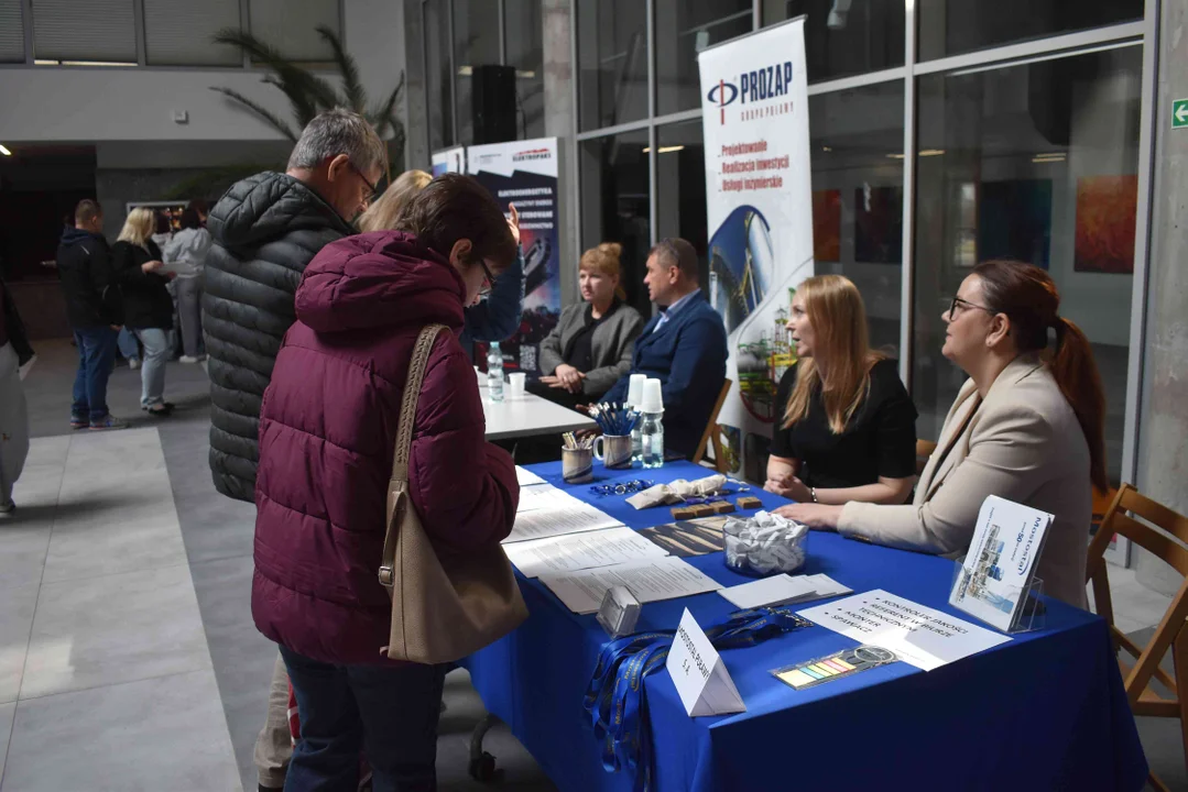 Puławskie Targi Pracy za nami. Które firmy rekrutują i czego wymagają?