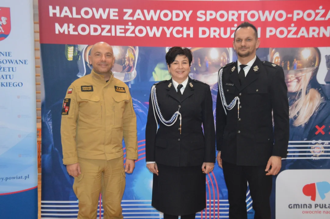 Halowe młodzieżowe zawody sportowo-pożarnicze w Górze Puławskiej