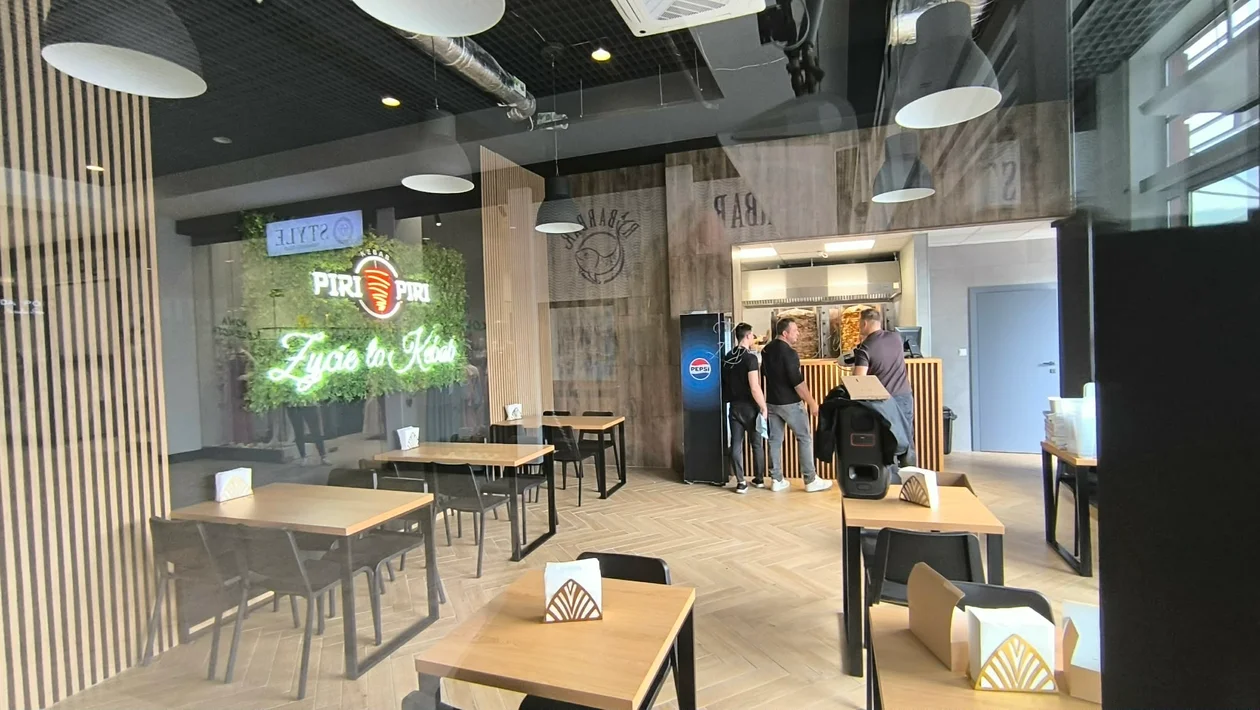Nowy kebab w Lublinie otwarty. Sieć zaprosiła Zenka Martyniuka, fani czekają na występ króla disco-polo
