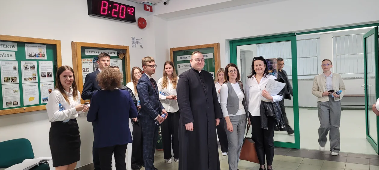 Zespół Szkół im. Gen. Franciszka Kamińskiego w Adamowie
