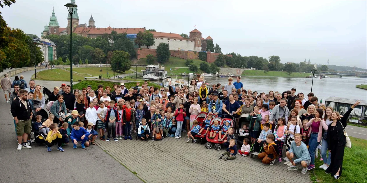 Dbają o szczęśliwy byt rodzin zastępczych (ROZMOWA) - Zdjęcie główne