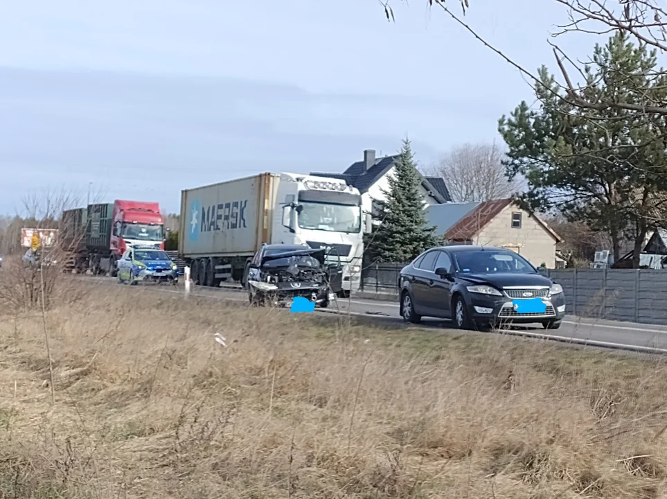 Zasnął za kierownicą! Szczegóły wczorajszego wypadku w Gołaszynie - Zdjęcie główne