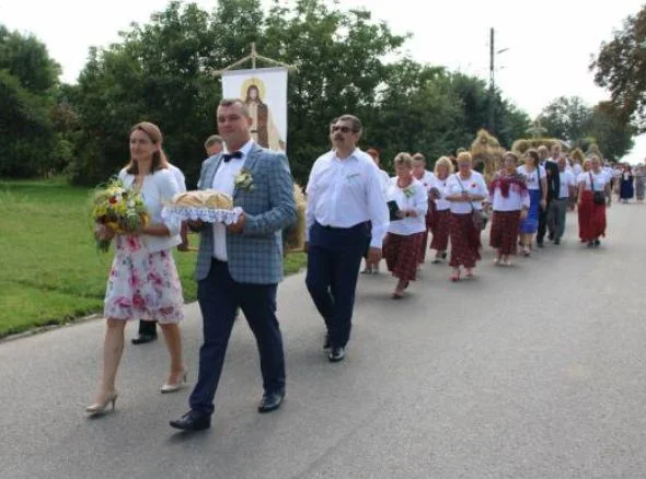 Powiat parczewski. Mieszkańcy gminy Jabłoń obchodzili święto plonów (ZDJĘCIA) - Zdjęcie główne