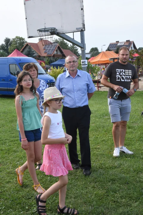 Festyn na powitanie lata w Starych Kobiałkach