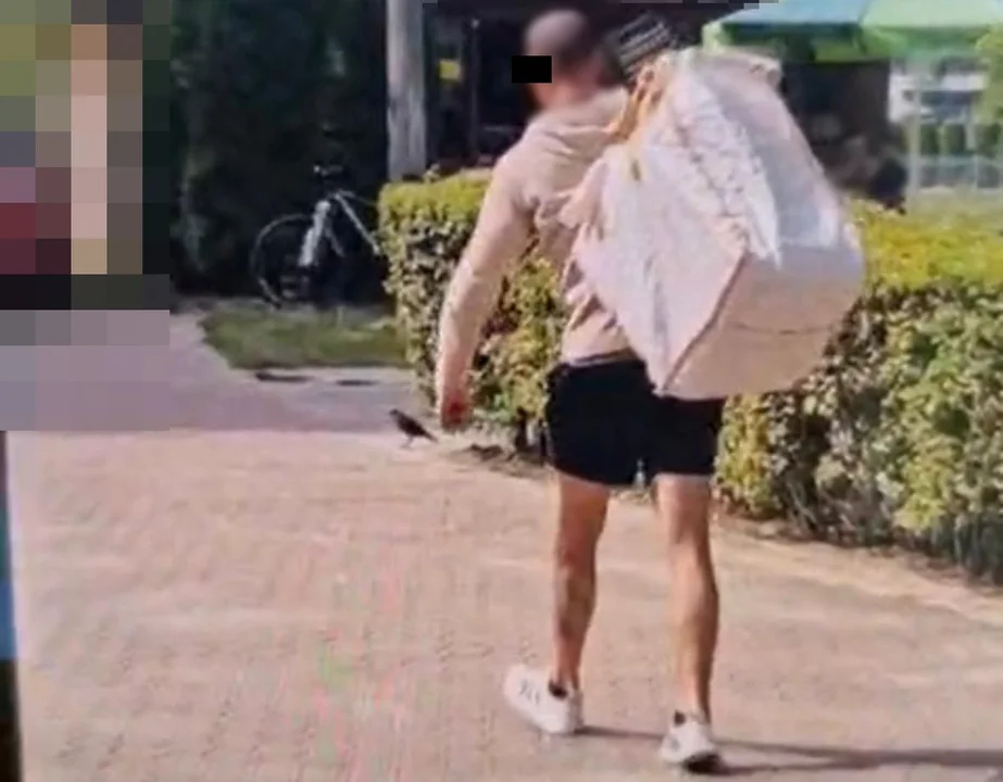Ukradł paczki kurierowi i groził pobiciem. Wpadł dwie godziny później, w domu miał narkotyki - Zdjęcie główne